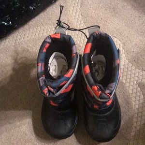 Boys winter/snow light up boots